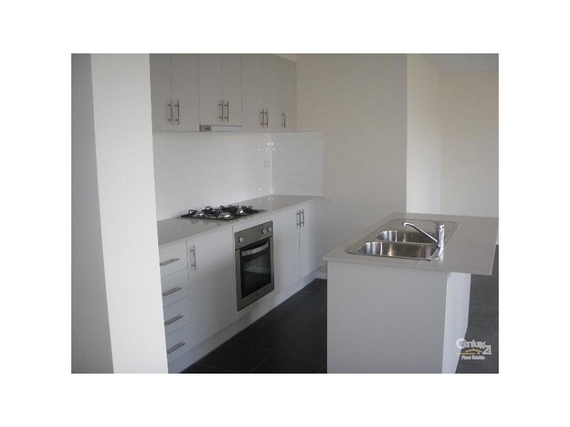 1/329 Neerim Road, Carnegie VIC 3163