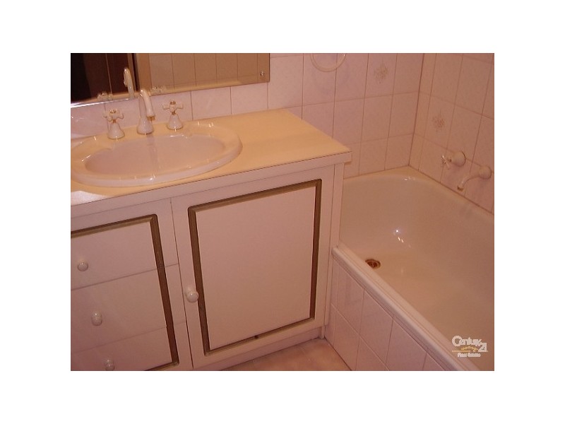 52 Brett Street, Murrumbeena VIC 3163