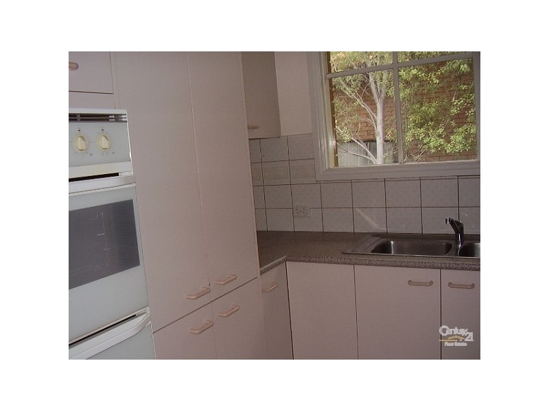 1/11 Woodville Avenue, Glen Huntly VIC 3163