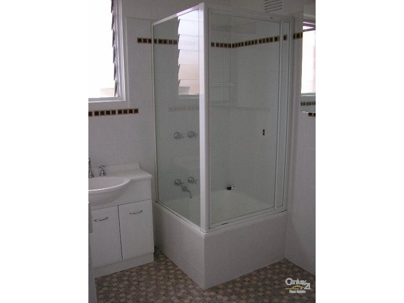 1/1366 Dandenong Road, Oakleigh VIC 3166