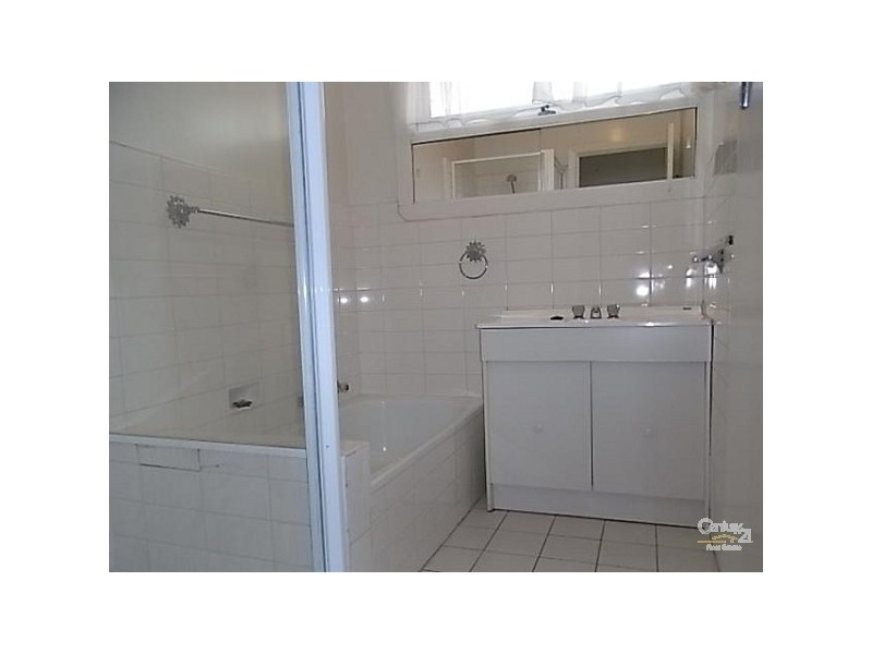 2/10 Weeroona Road, Murrumbeena VIC 3163