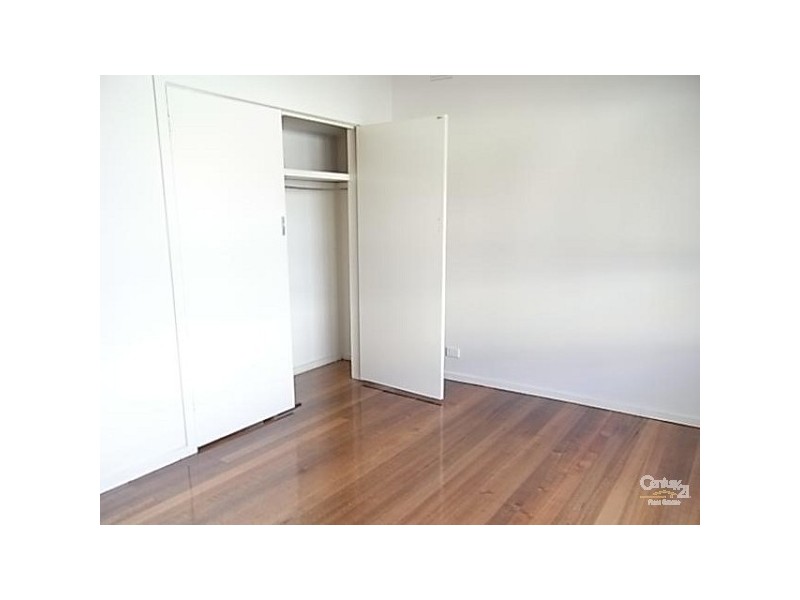 2/10 Weeroona Road, Murrumbeena VIC 3163