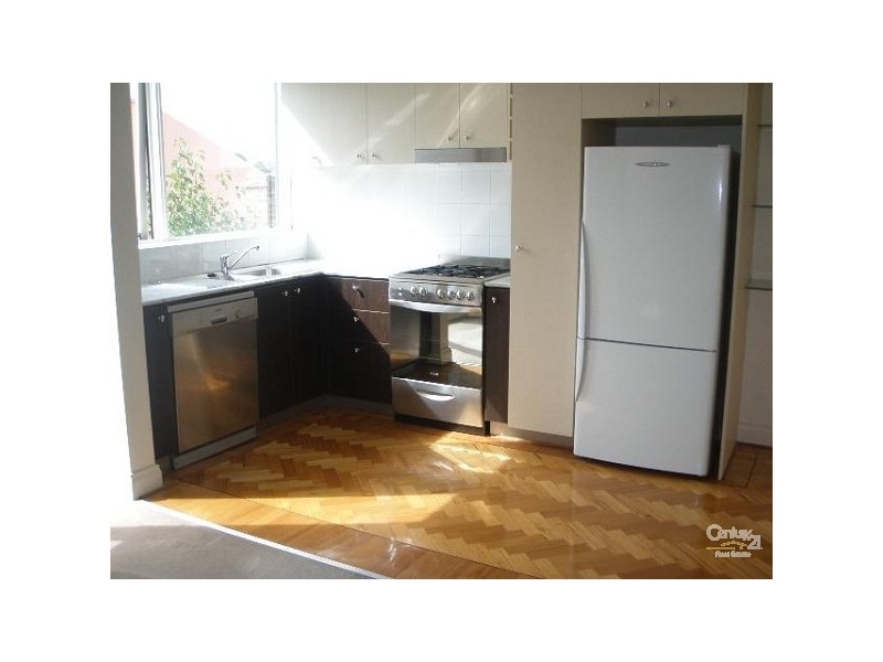 8/115 Chapel Street, St Kilda VIC 3182