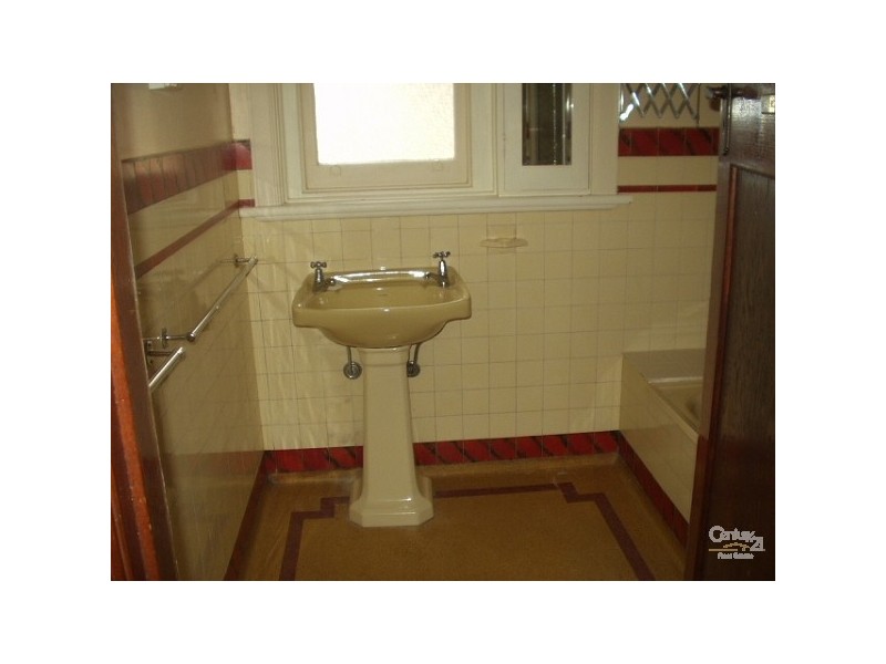 20A Adelaide Street, Murrumbeena VIC 3163