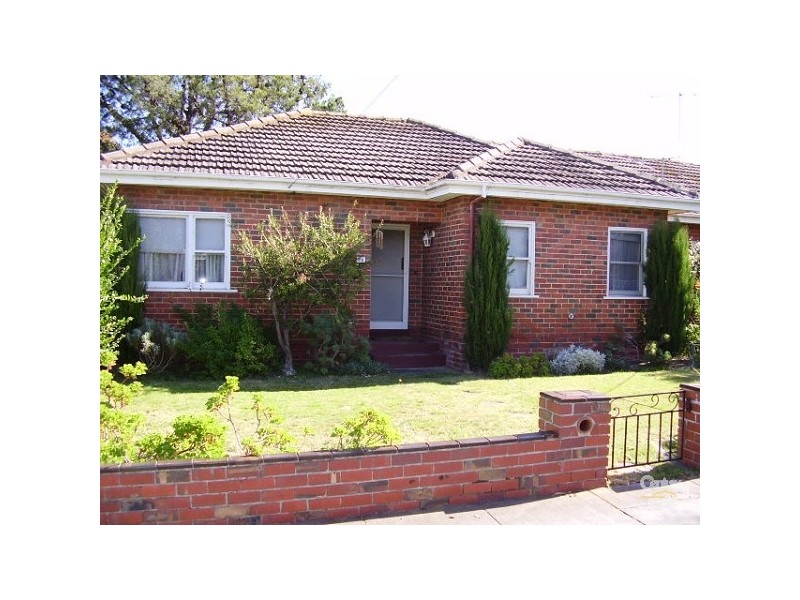 22 Arthur Street, Hughesdale VIC 3166