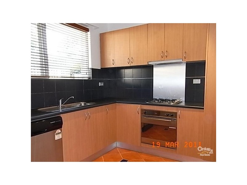 3/29-31 Toolambool Road, Carnegie VIC 3163