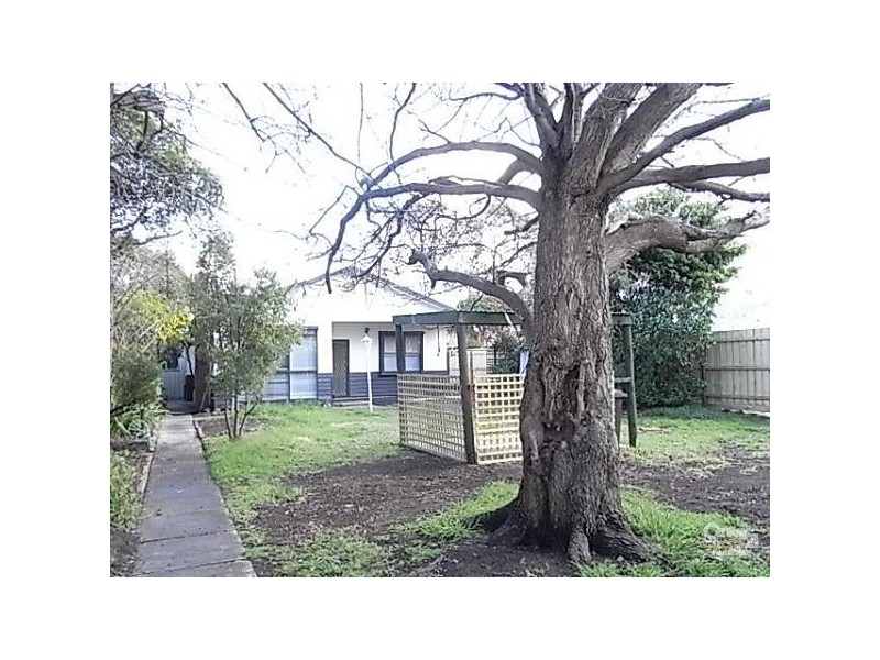 13 Bragge Street, Frankston VIC 3199