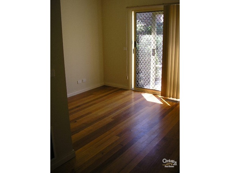 2/6 Wilson Street, Murrumbeena VIC 3163