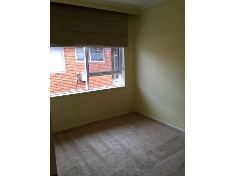 13/82  Coorigil Road, Carnegie VIC 3163