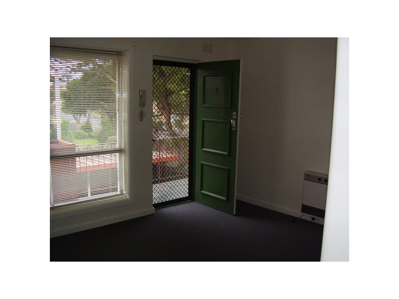 8/161 Oakleigh Road, Carnegie VIC 3163