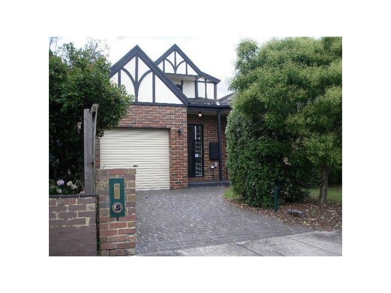 8a  Irving Avenue, Murrumbeena VIC 3163