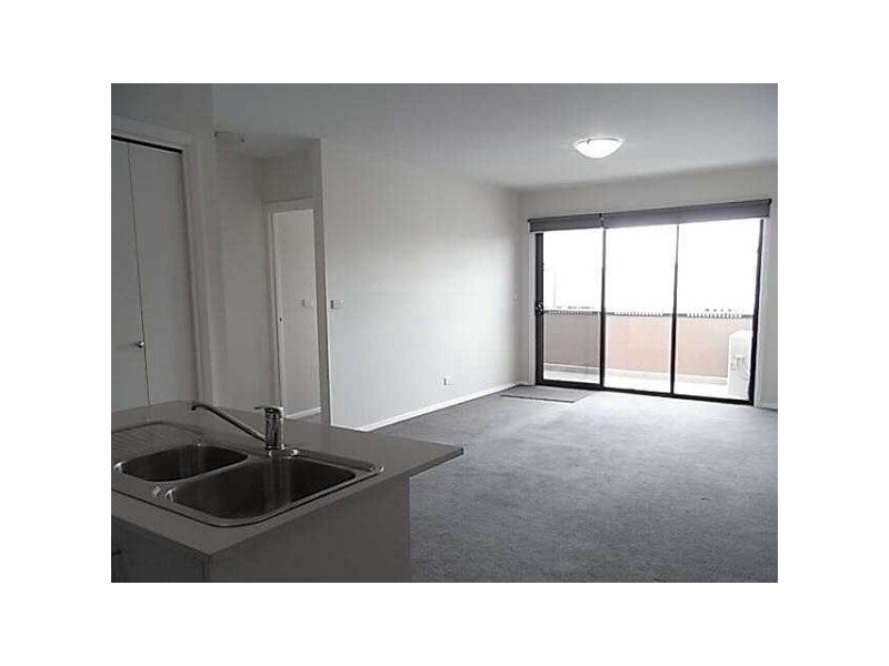 8/329 Neerim Road, Carnegie VIC 3163