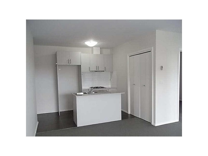 8/329 Neerim Road, Carnegie VIC 3163