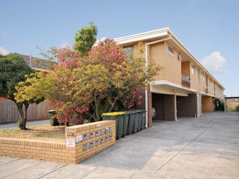 3/1216  Dandenong Road, Murrumbeena VIC 3163