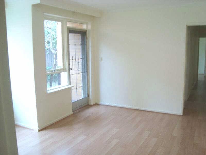 3/1216  Dandenong Road, Murrumbeena VIC 3163