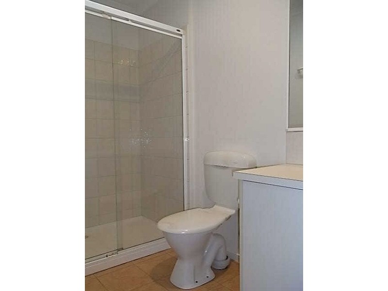 9  Elmtree Terrace, Chadstone VIC 3148