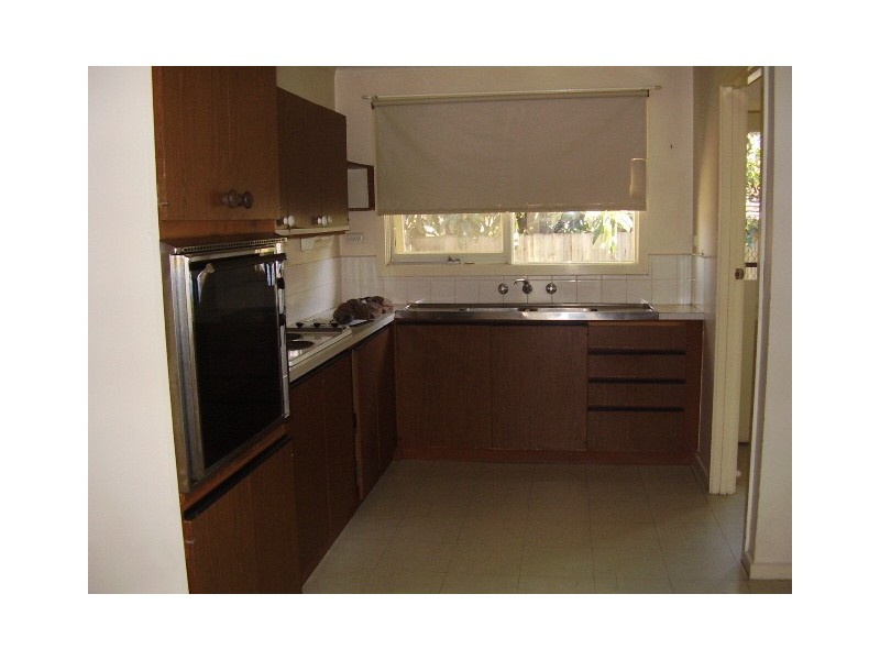 11/7  Gnarwyn Road, Carnegie VIC 3163