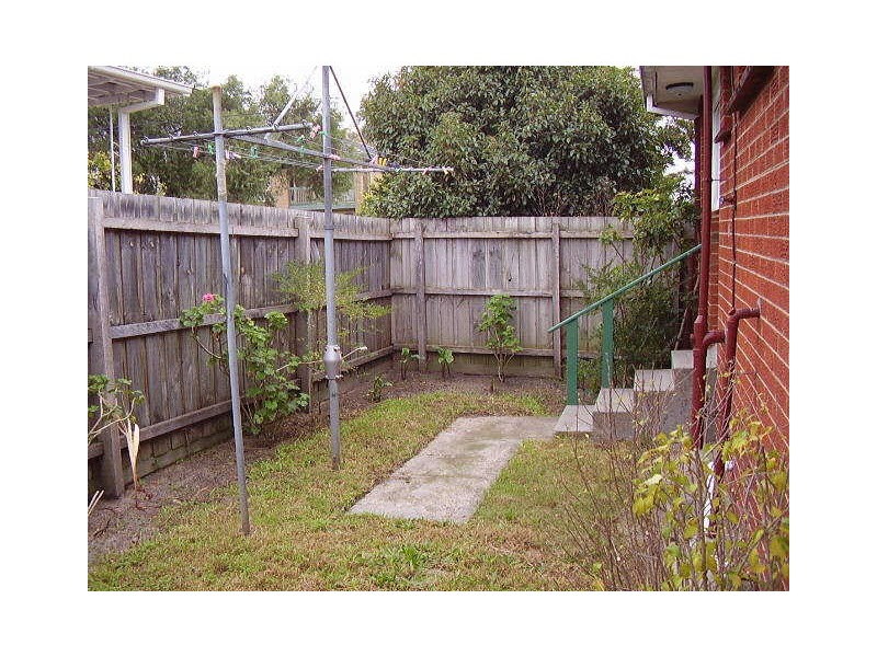 1/24  Warren Road, Cheltenham VIC 3192