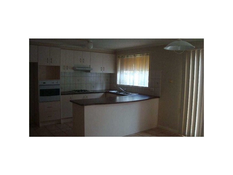 8  Celia Court, Chadstone VIC 3148