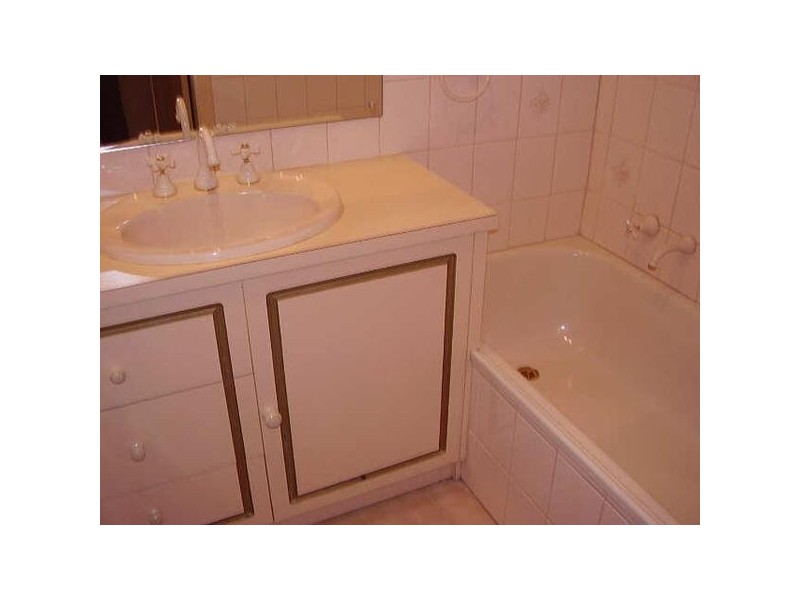 52  Brett Street,, Murrumbeena VIC 3163