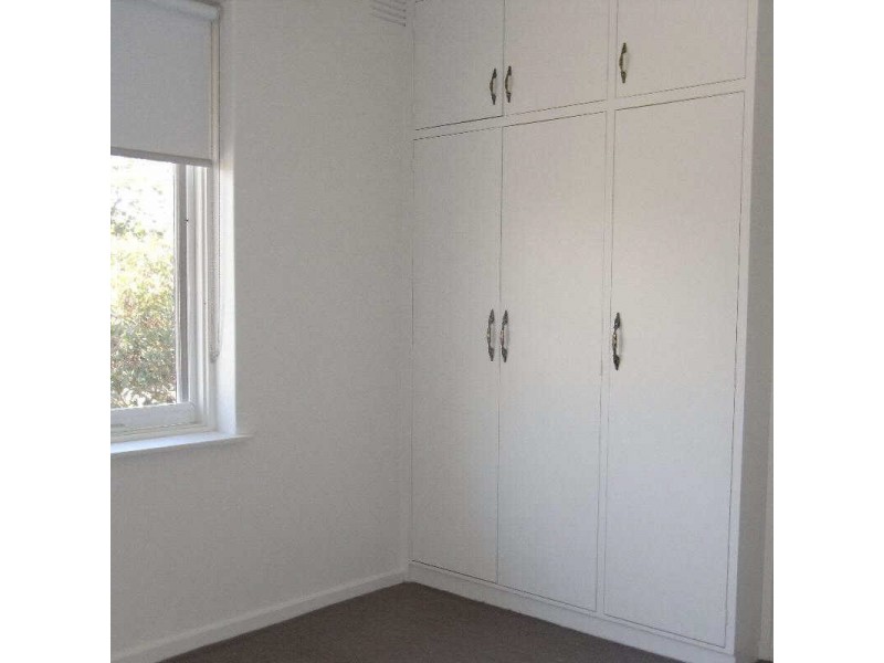 8/24  Dunoon Street, Murrumbeena VIC 3163