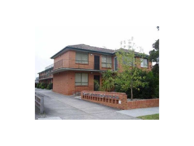 8/38  Woornack Road, Carnegie VIC 3163