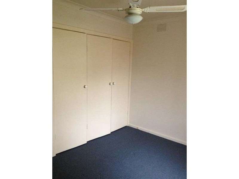 1/28  Coorigil Road, Carnegie VIC 3163