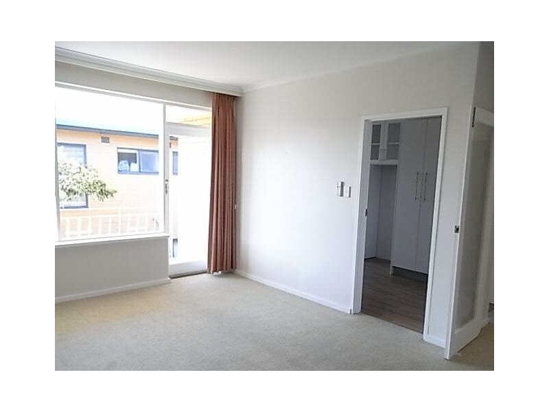 8/3  Rosedale Avenue, Glen Huntly VIC 3163