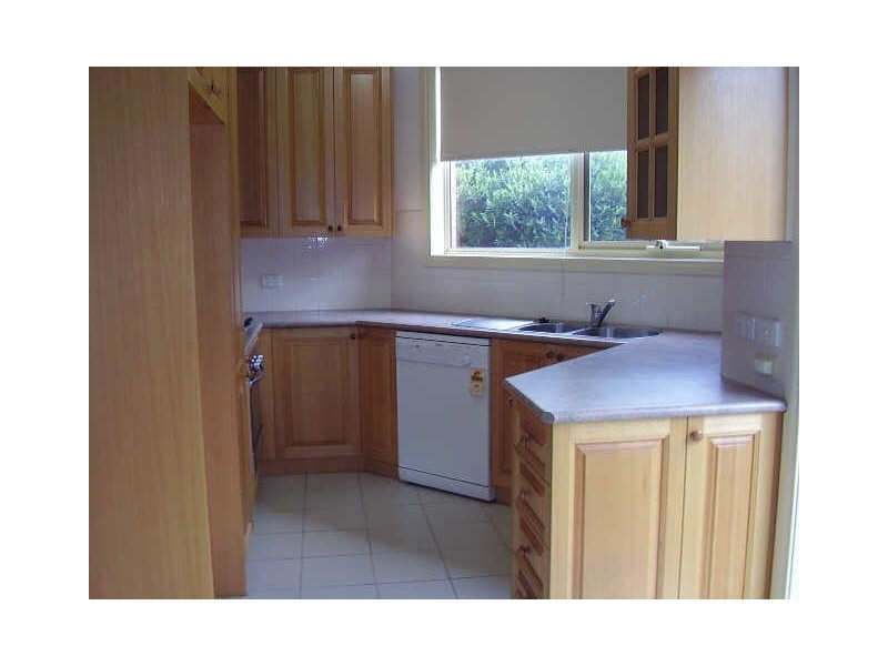 3/17  Maroo Street, Hughesdale VIC 3166