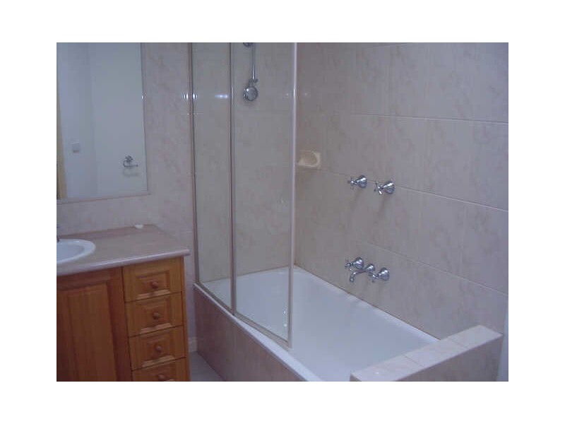 3/17  Maroo Street, Hughesdale VIC 3166