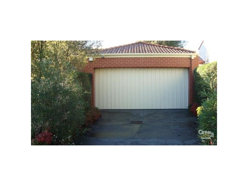 1/8 Rosella Street, Murrumbeena VIC 3163