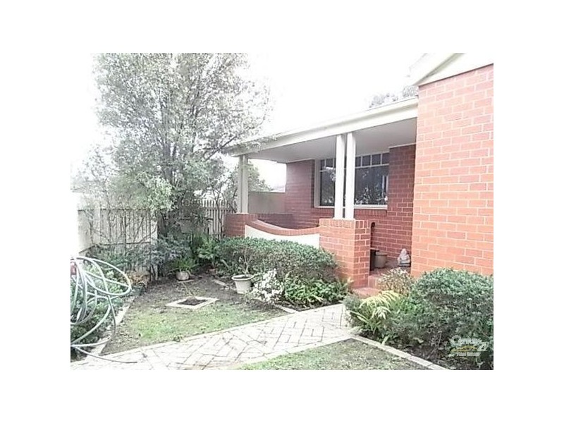 1/8 Rosella Street, Murrumbeena VIC 3163