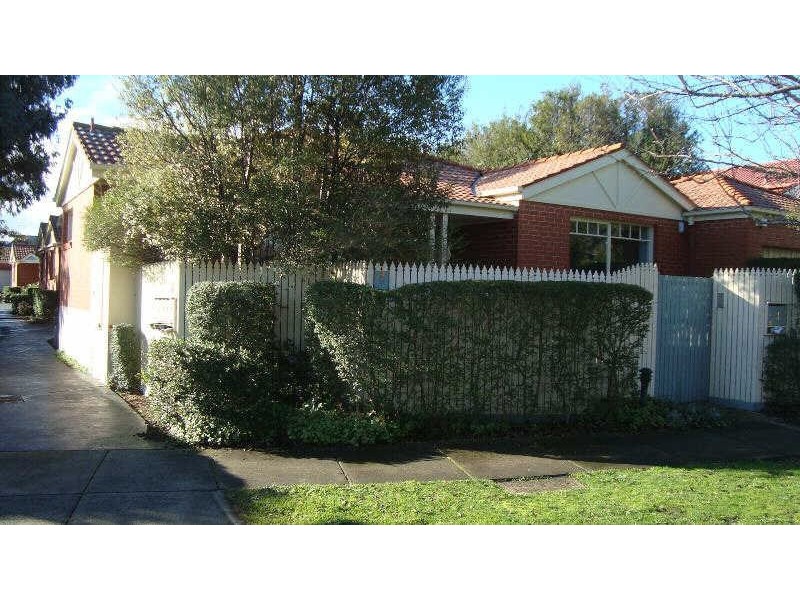 1/8  Rosella Street, Murrumbeena VIC 3163