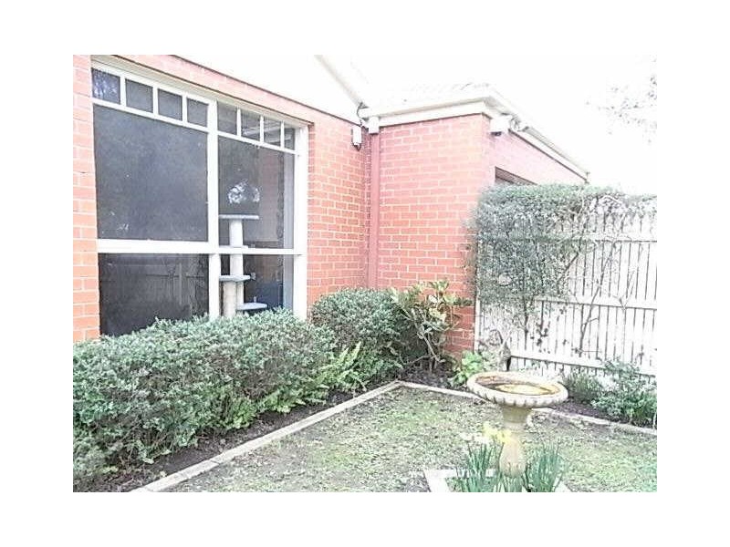 1/8  Rosella Street, Murrumbeena VIC 3163