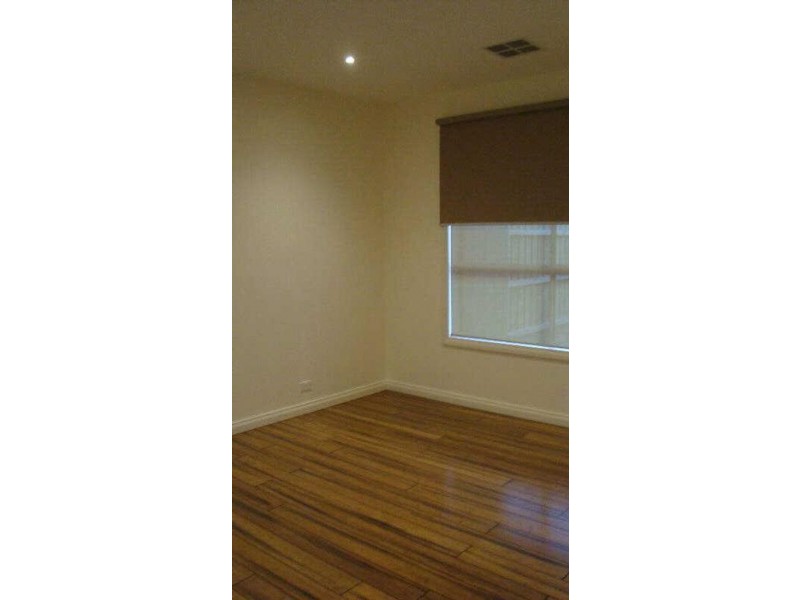 2/11 Grandview Grove, Carnegie VIC 3163