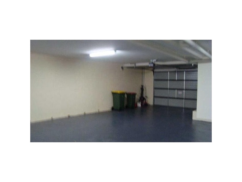 2/11 Grandview Grove, Carnegie VIC 3163