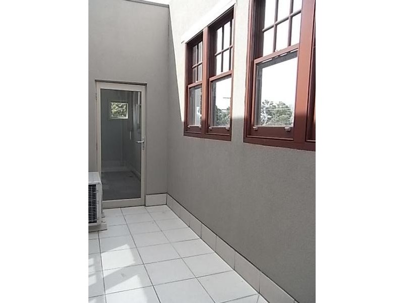 9/225-229 Koornang Road, Carnegie VIC 3163