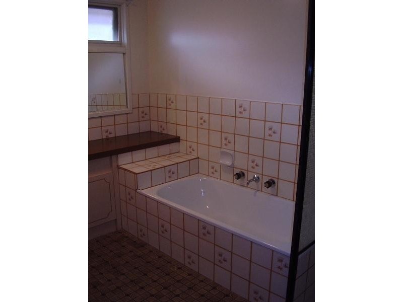 2/3-5 Carlisle Cresent, Hughesdale VIC 3166