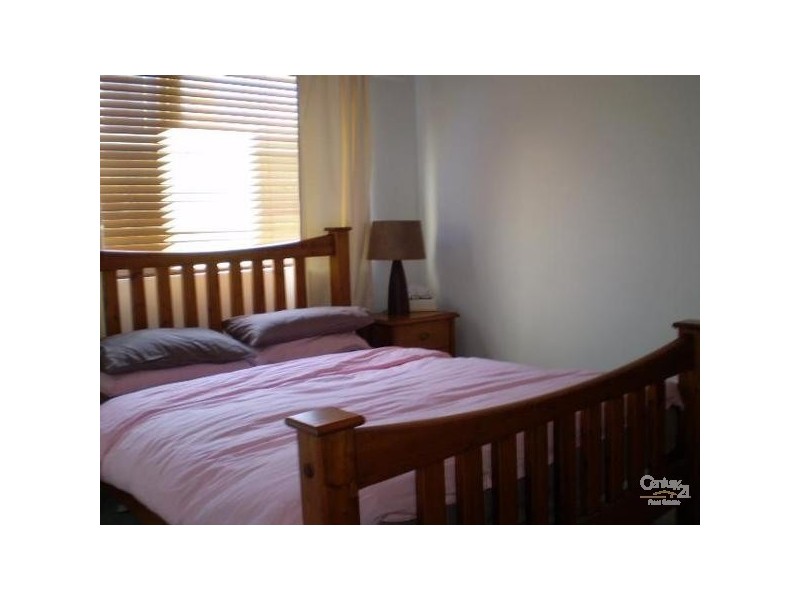 2/302 Grange Road, Ormond VIC 3204