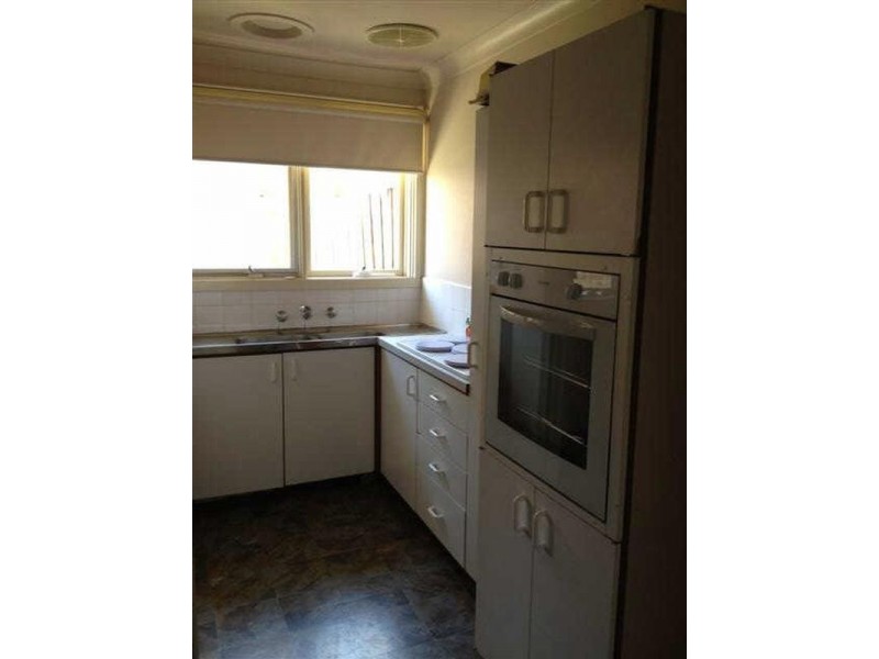 5/28  Coorigil Road, Carnegie VIC 3163