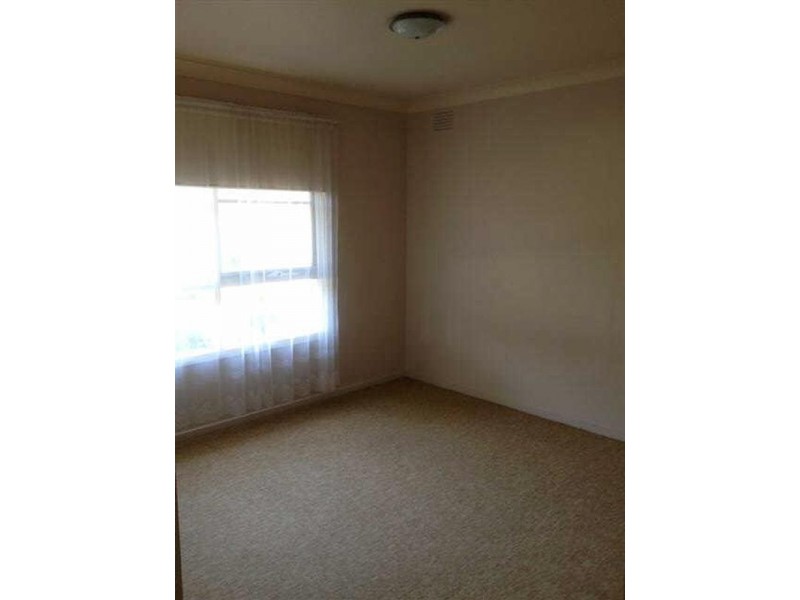 5/28  Coorigil Road, Carnegie VIC 3163