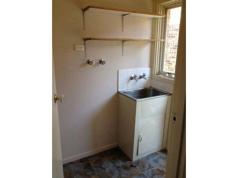 5/28  Coorigil Road, Carnegie VIC 3163