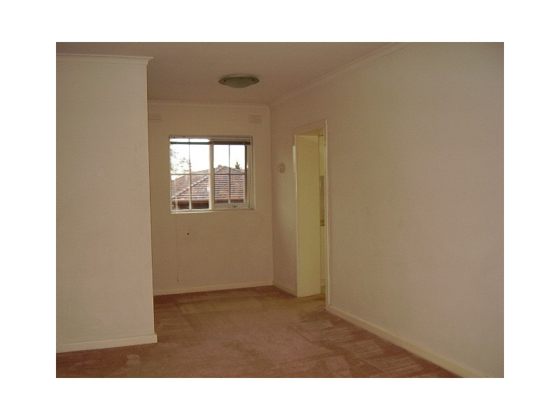 10/27  Beena Avenue, Carnegie VIC 3163