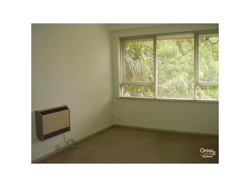 6/13 Emily Street, Carnegie VIC 3163