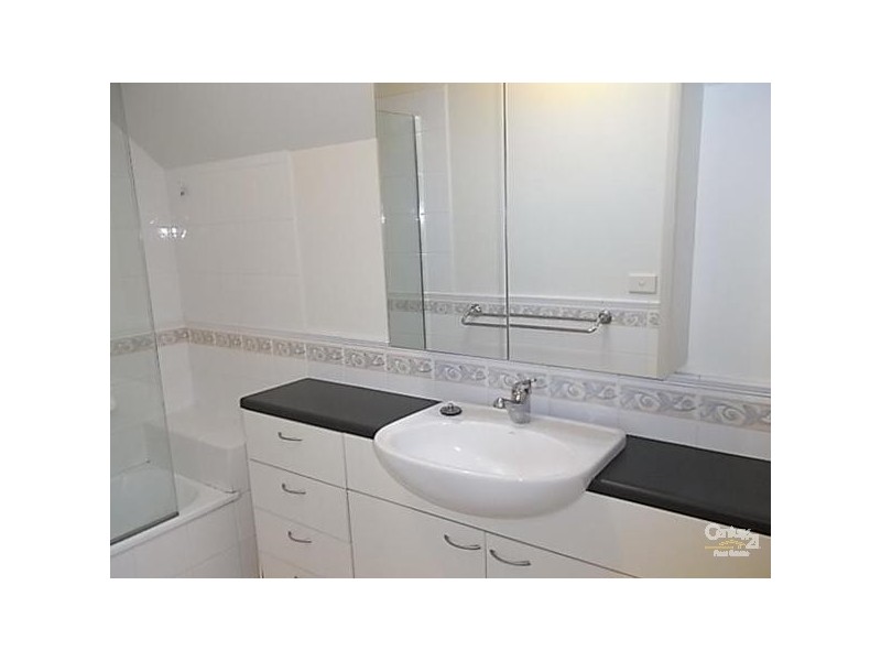 2/23 Lawrance Street, Murrumbeena VIC 3163