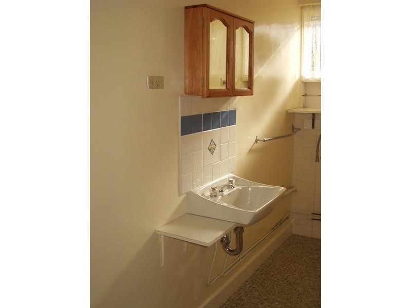 4/16 Adelaide Street, Murrumbeena VIC 3163