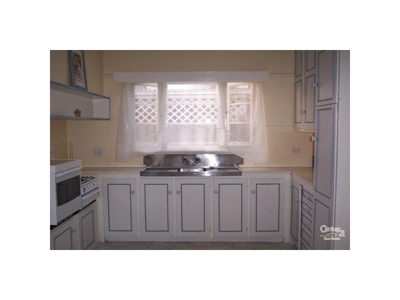 19 Brine Street, Hughesdale VIC 3166