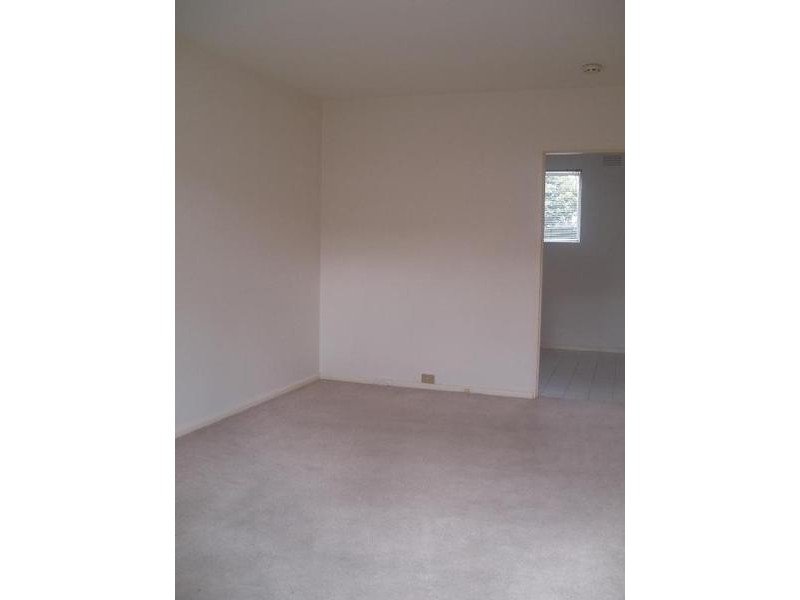 4/32 Madden Avenue, Carnegie VIC 3163