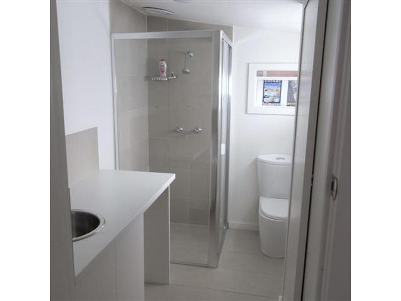 21 Normanby Road, Caulfield North VIC 3161