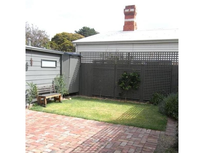 21 Normanby Road, Caulfield North VIC 3161